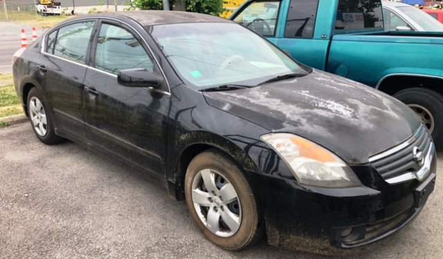 car with sun damage to clear coat